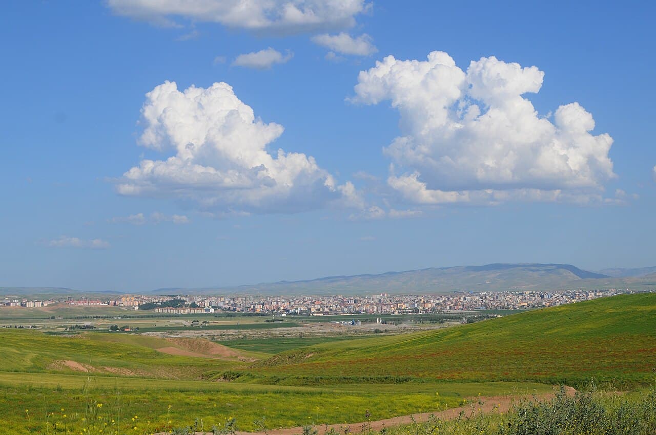 Batman kent merkezinin 2011 tarihli panoramik arşiv görünümü